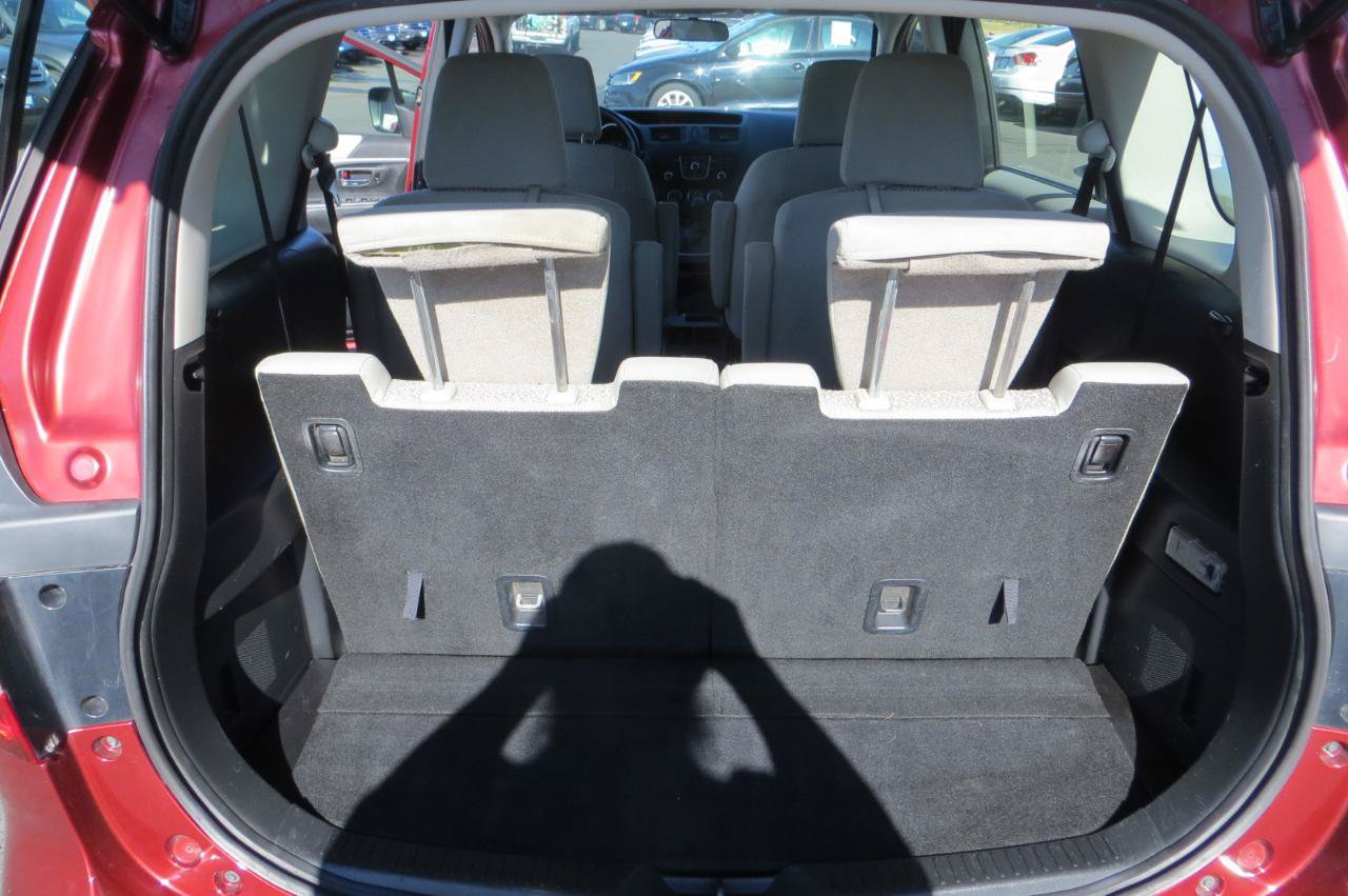 Used 2012 MAZDA MAZDA5 Sport FWD image 12