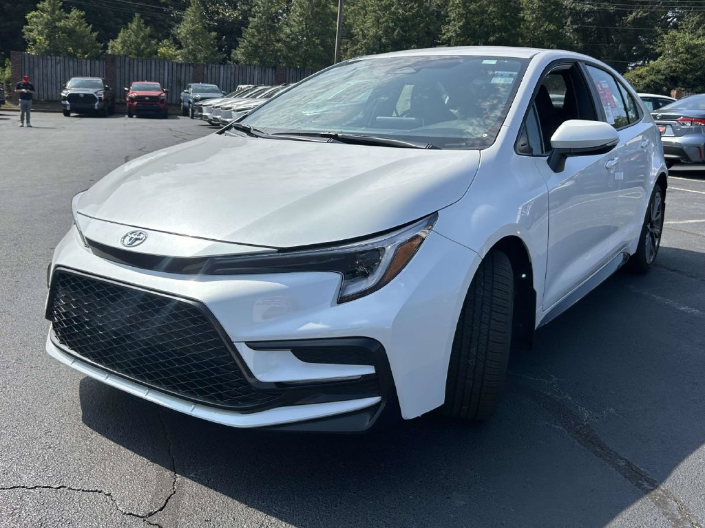 New 2027 Toyota Corolla SE FWD image 7