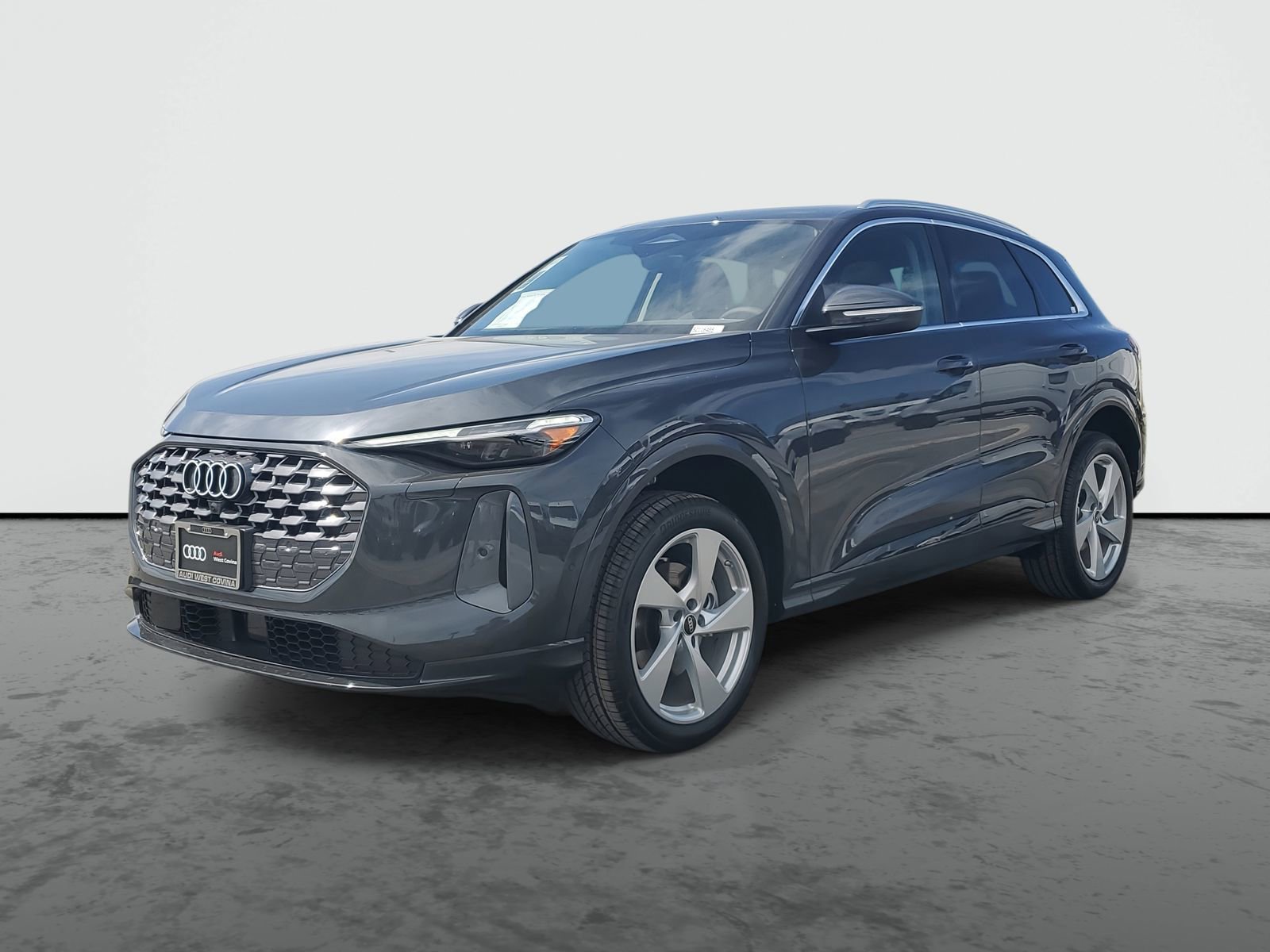 New 2025 Audi Q5 Premium Plus image 2