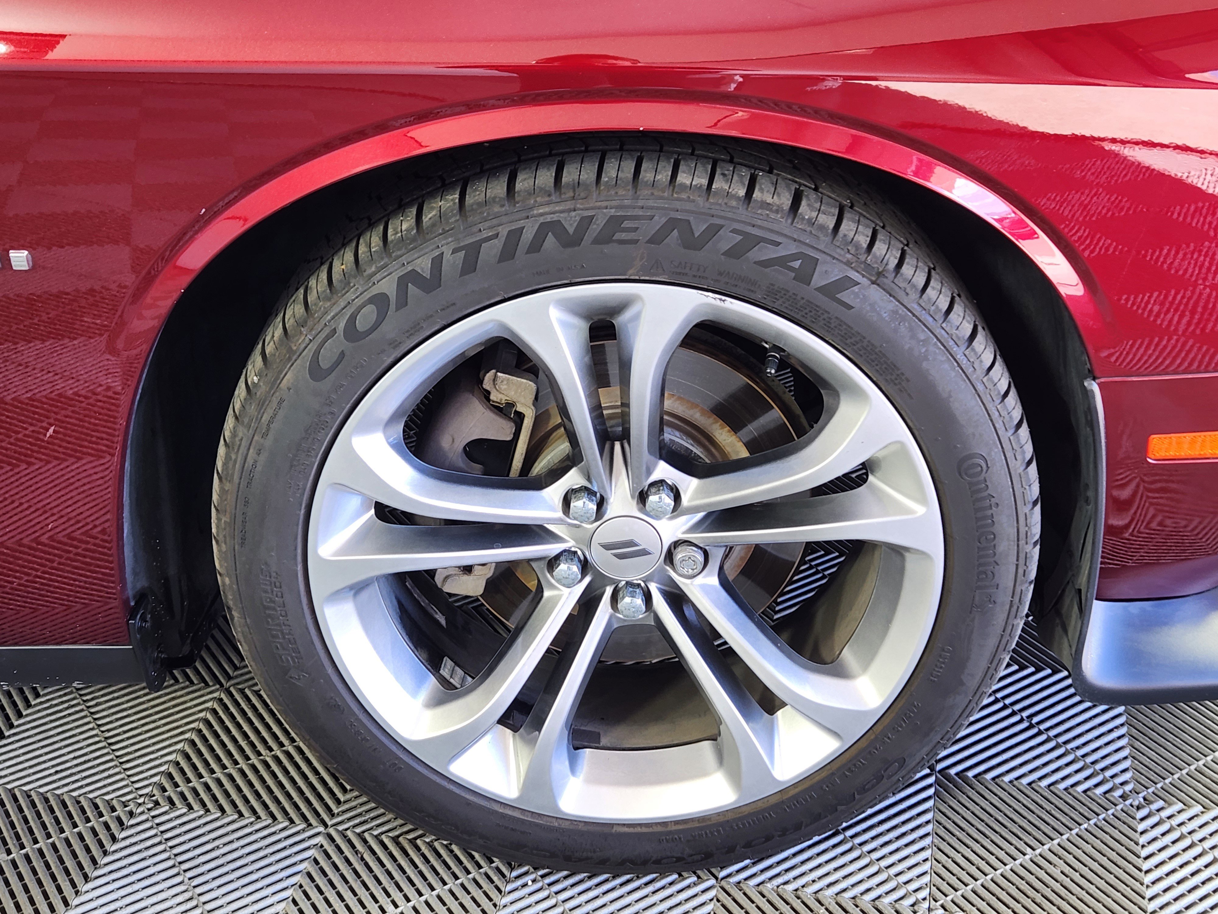 Used 2021 Dodge Challenger R/T image 9