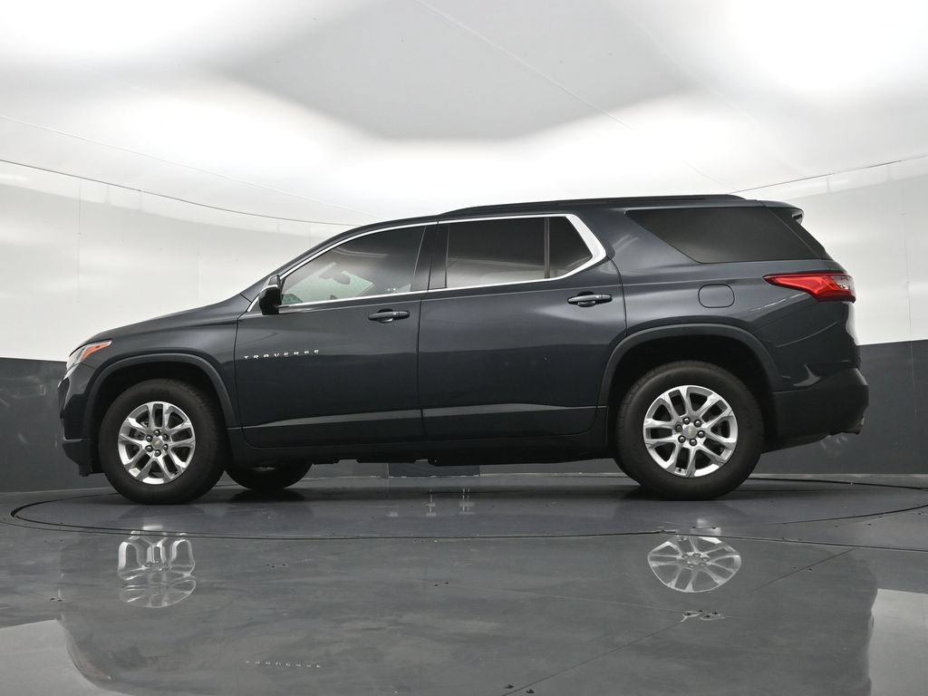 Used 2021 Chevrolet Traverse LT FWD image 26