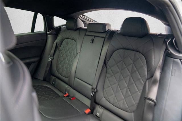Used 2023 BMW X6 xDrive40i w/ M Sport Package image 23