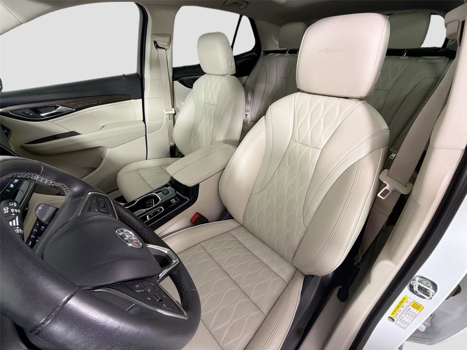 Used 2022 Buick Envision Avenir w/ Technology Package II FWD image 19