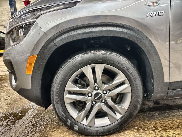 Certified 2023 Kia Seltos LX image 20