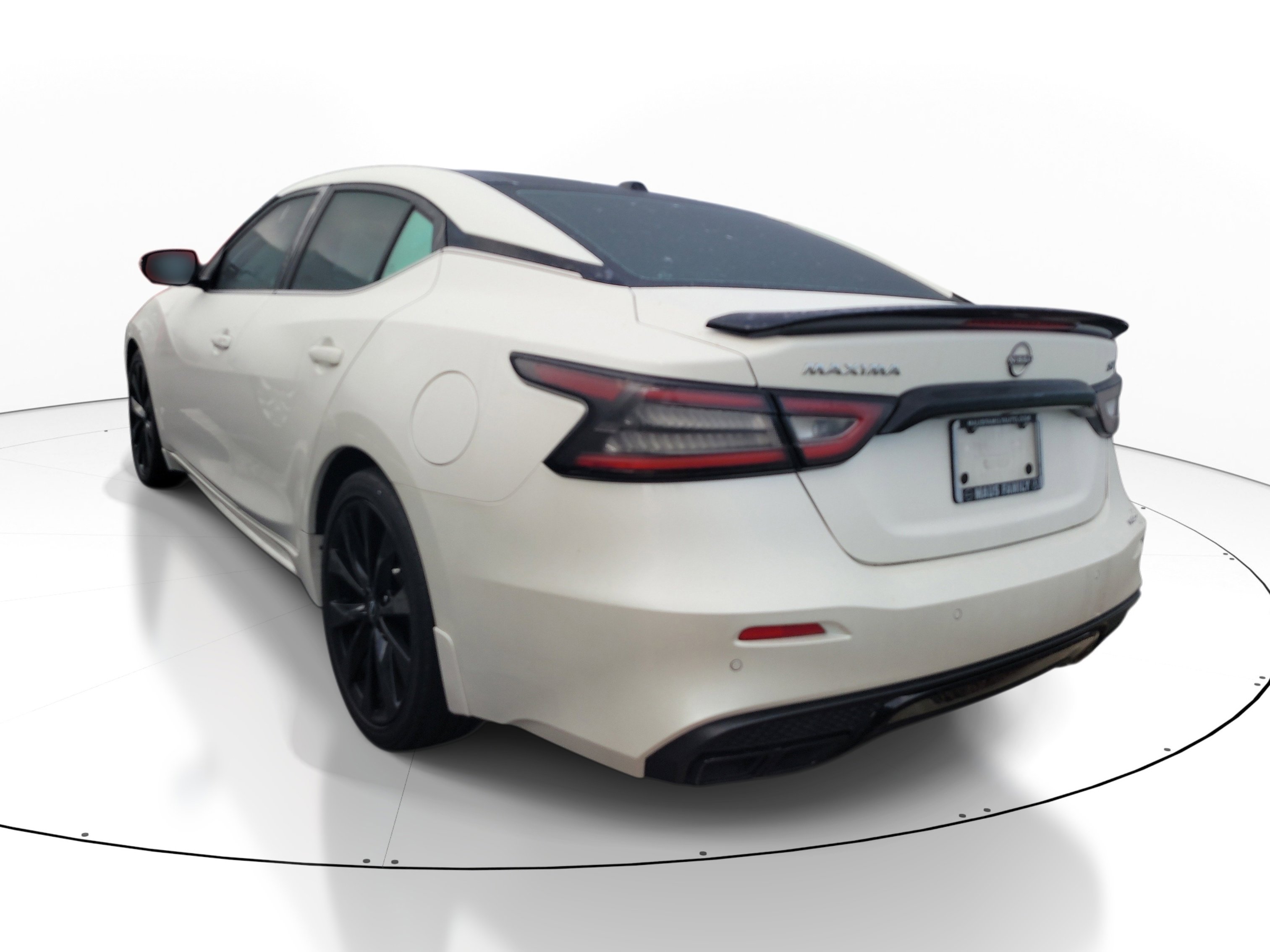 Used 2023 Nissan Maxima SR w/ Sport Mat Group FWD image 6