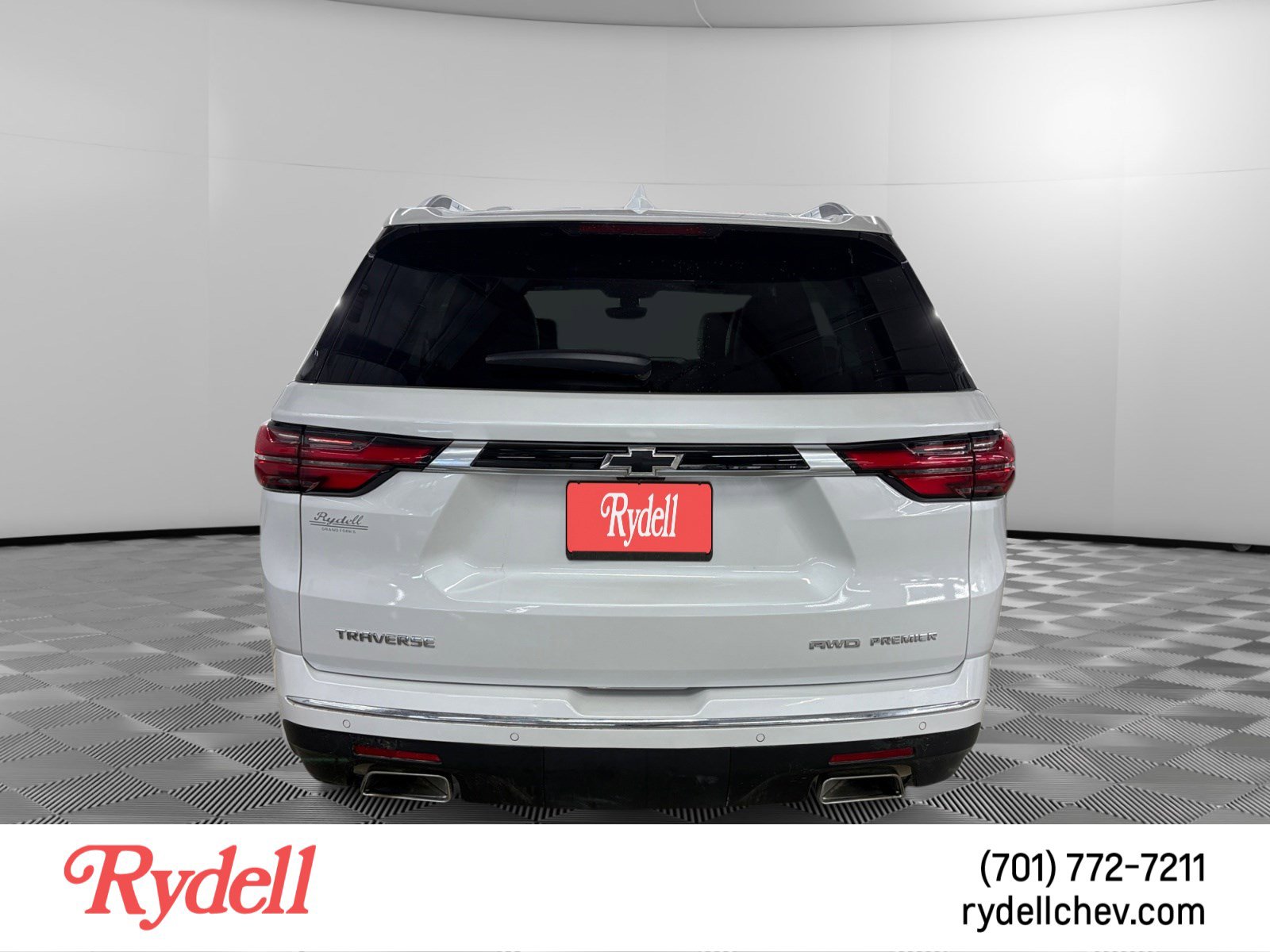Used 2022 Chevrolet Traverse Premier AWD/4WD image 4