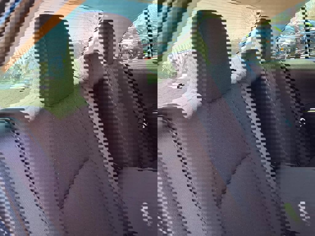 Used 2020 Toyota Corolla LE image 22