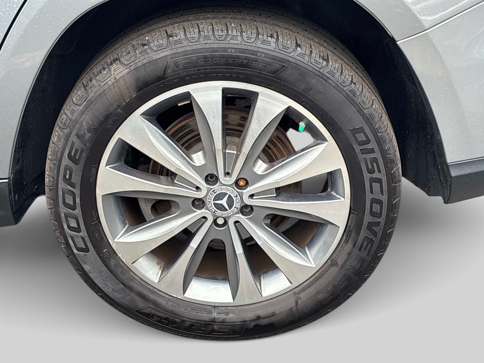Used 2015 Mercedes-Benz GL 450 4MATIC image 25