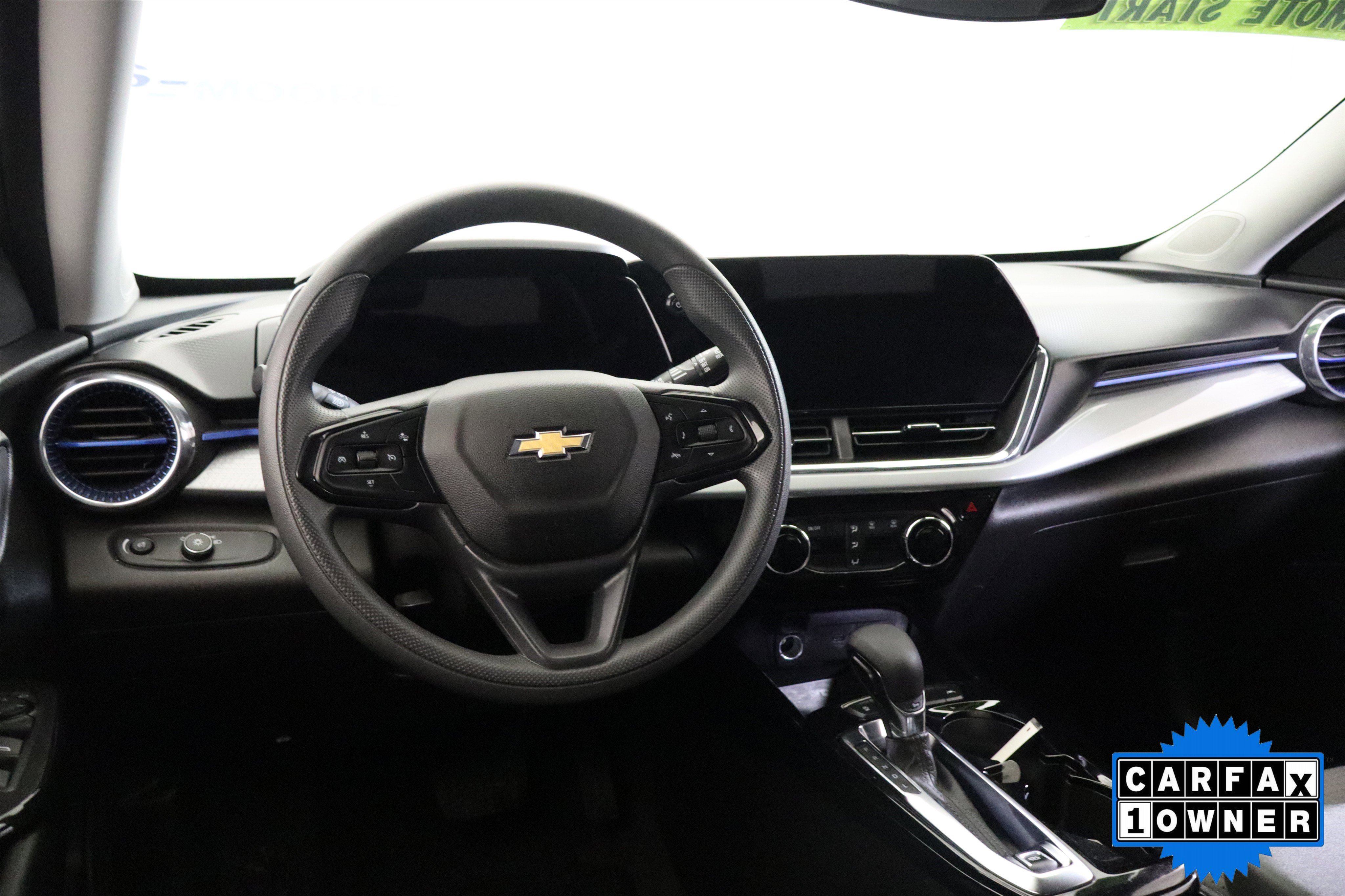 Used 2025 Chevrolet Trax LT image 16