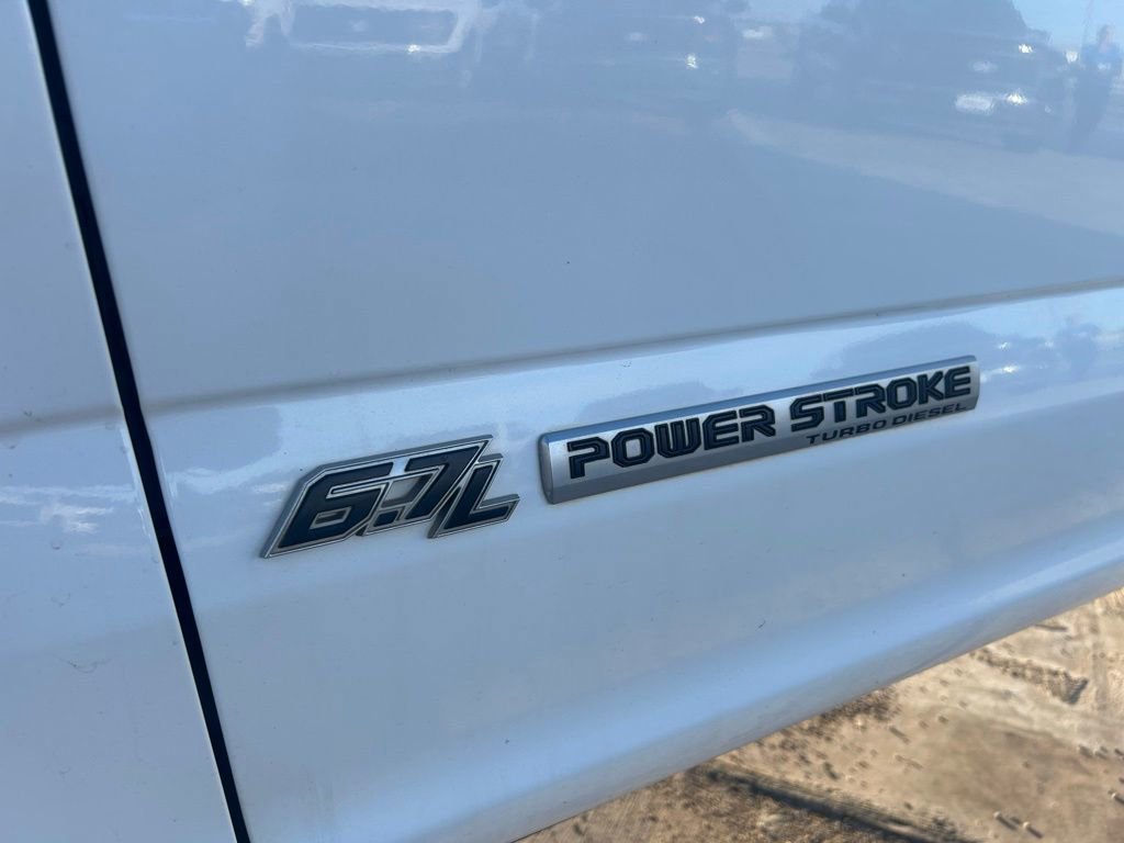 Used 2021 Ford F350 King Ranch w/ King Ranch Ultimate Package AWD/4WD image 12
