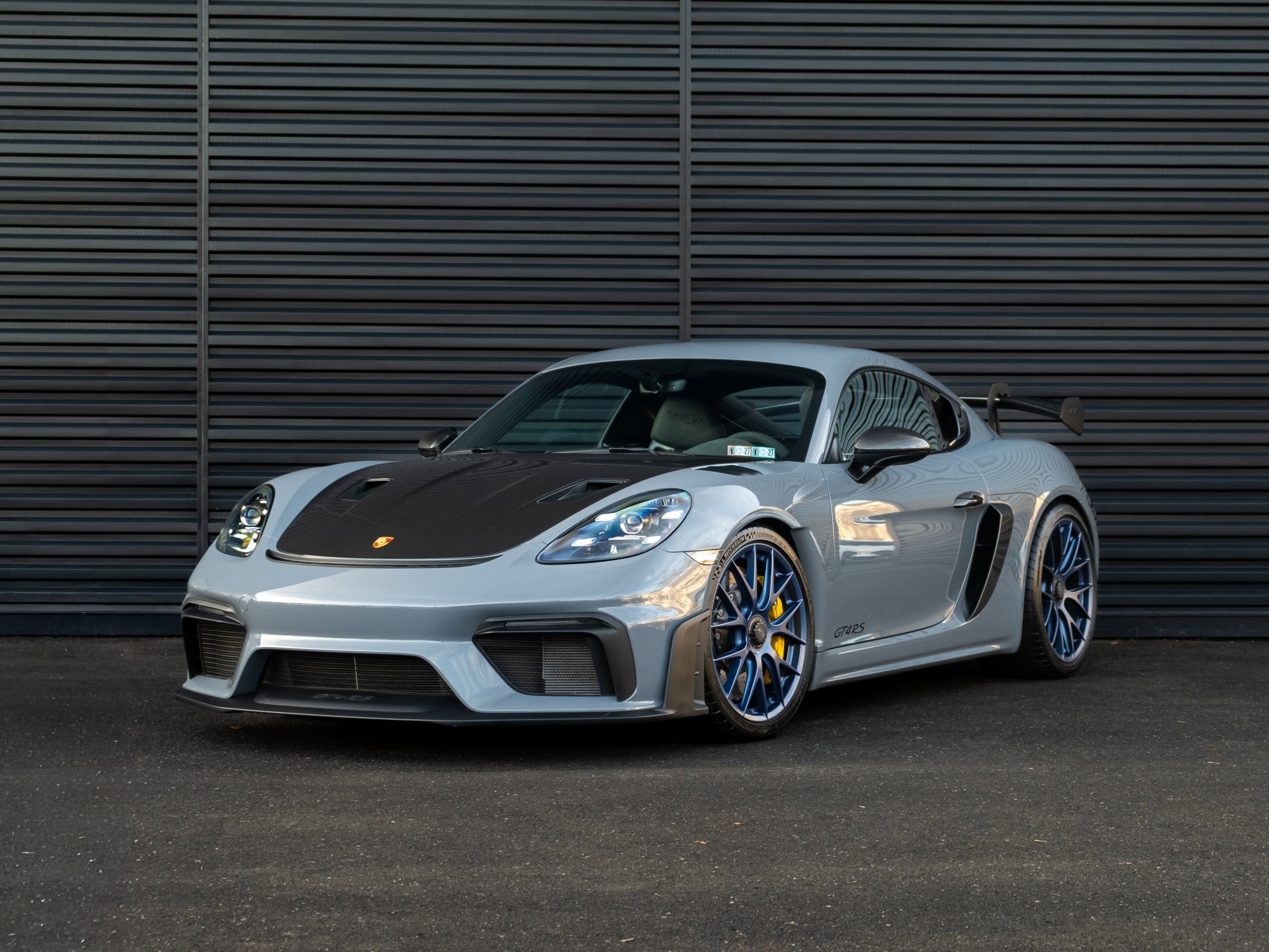 Certified 2023 Porsche 718 Cayman GT4 RS image 1
