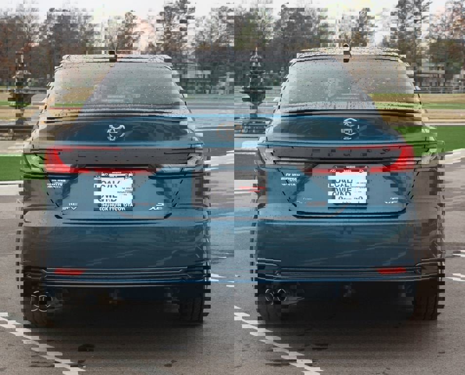 Certified 2025 Toyota Camry XSE image 3