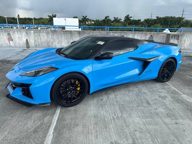 Used 2025 Chevrolet Corvette Z06 RWD video 1