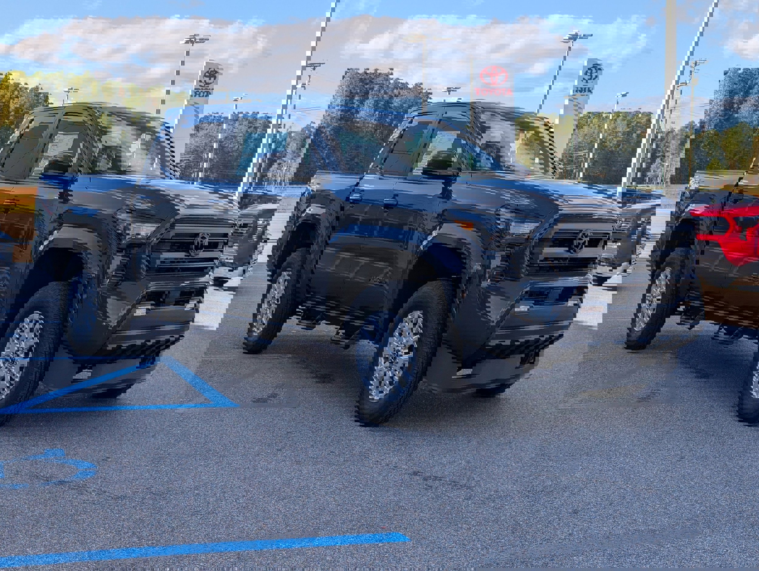 New 2025 Toyota Tacoma SR5 image 7