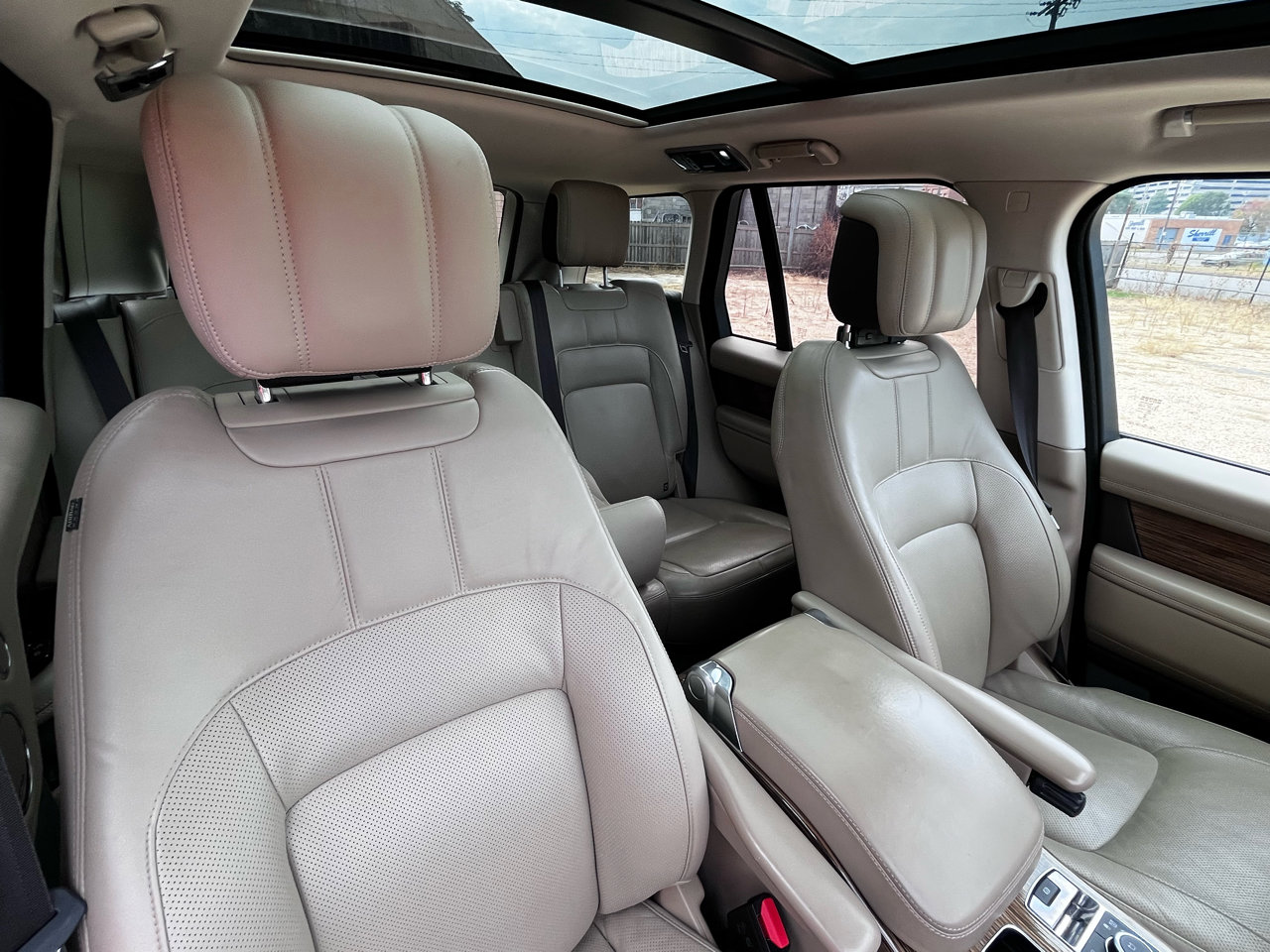 Used 2019 Land Rover Range Rover HSE image 69