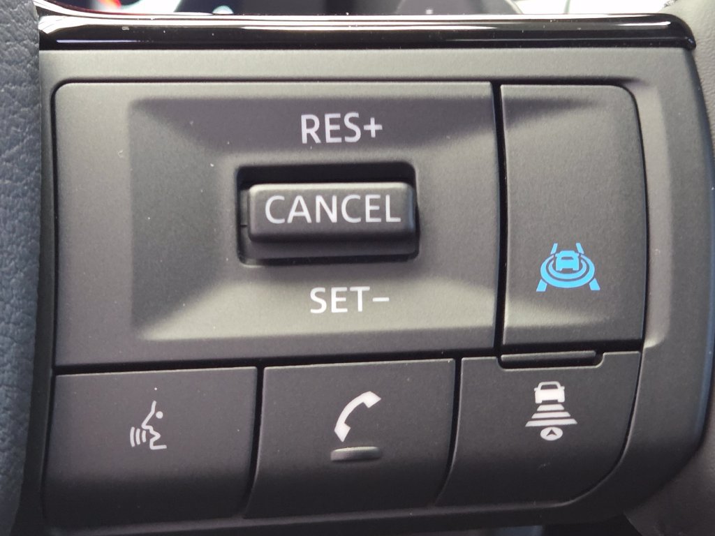 New 2026 Nissan Rogue Platinum AWD/4WD image 12