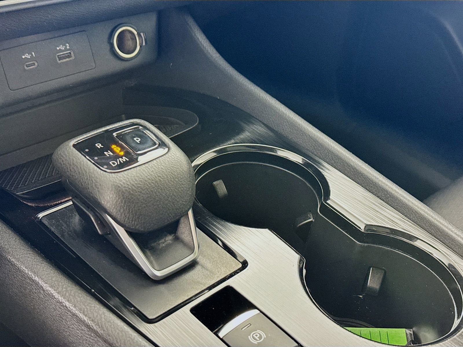 Used 2022 Nissan Rogue SV w/ SV Premium Package image 11