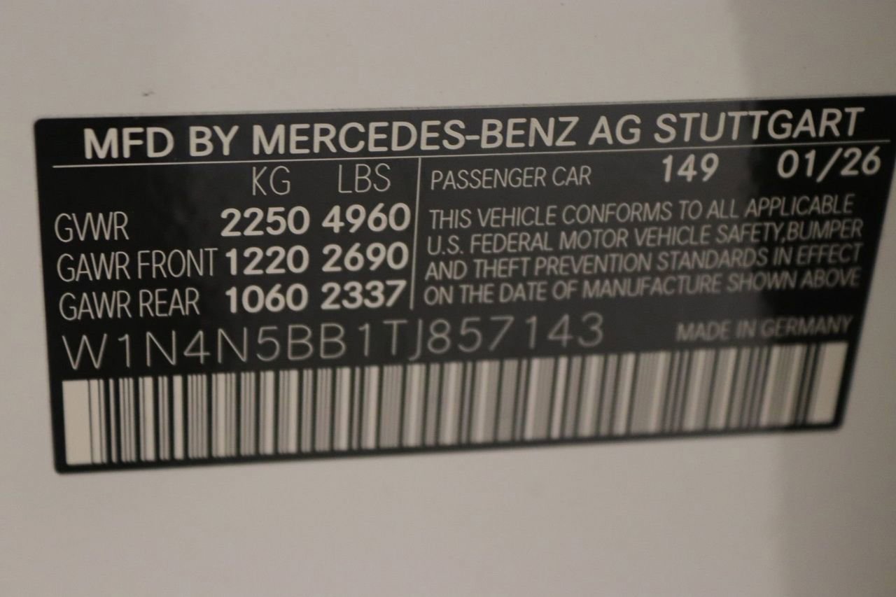 New 2026 Mercedes-Benz GLA 35 AMG 4MATIC image 14