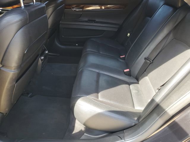 Used 2015 BMW 740Li xDrive AWD/4WD image 28