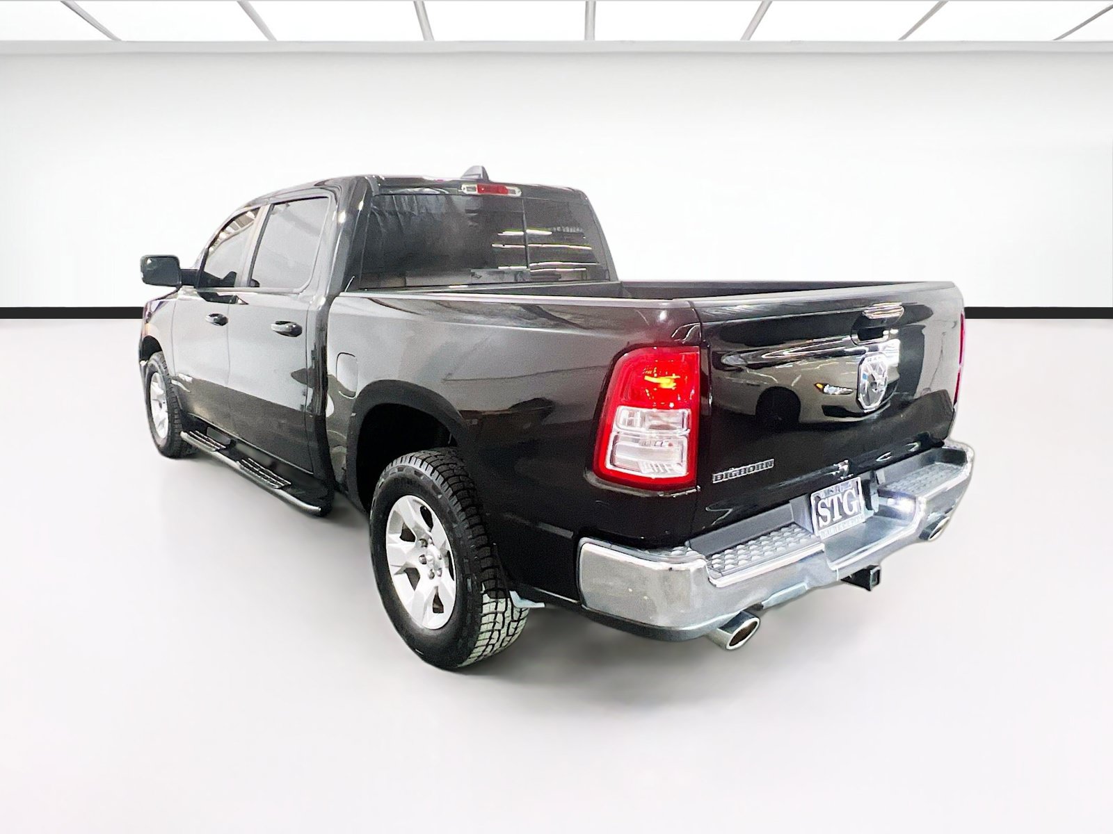 Used 2021 RAM 1500 Big Horn RWD image 6