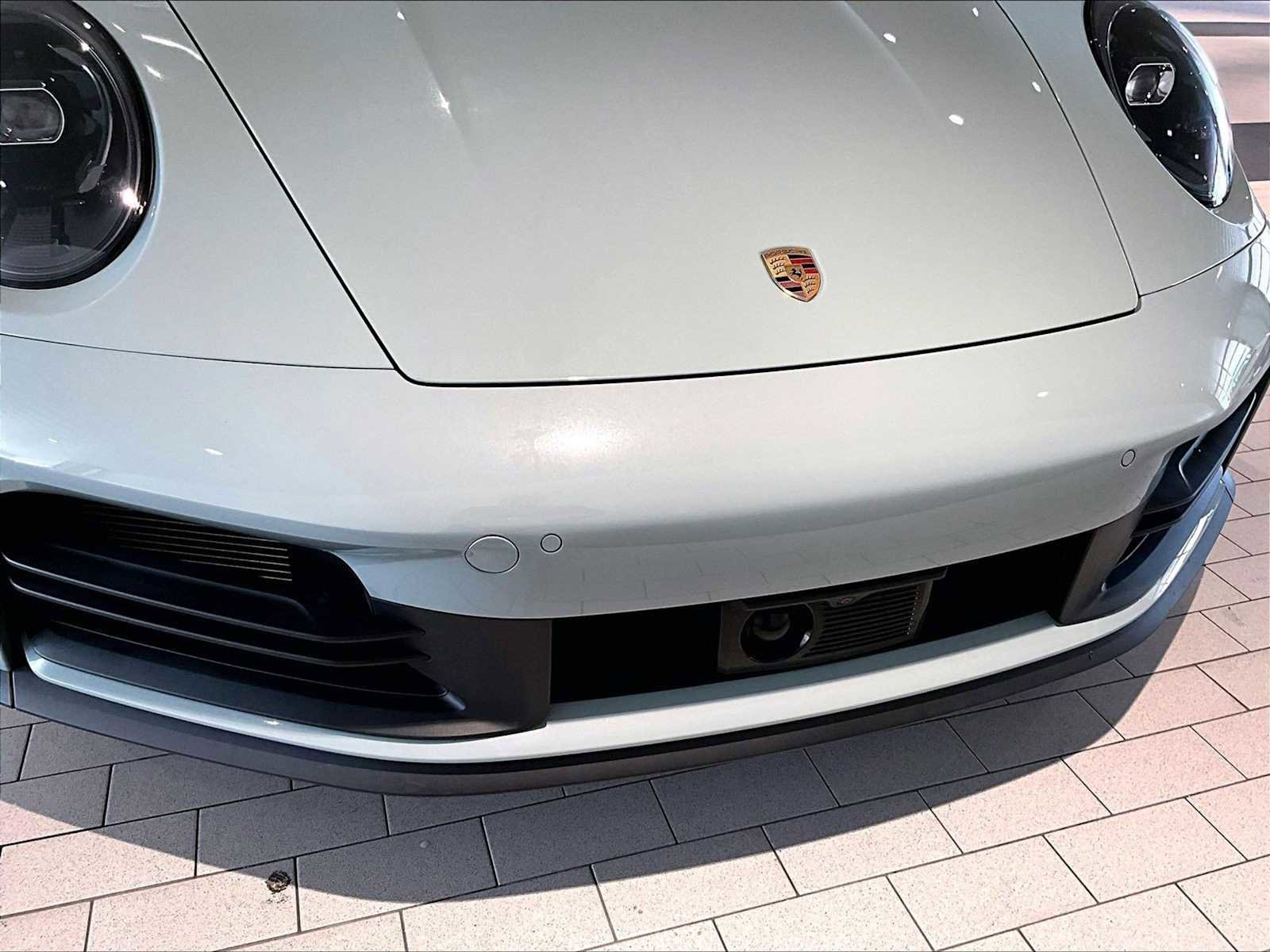 Used 2025 Porsche 911 Carrera image 31