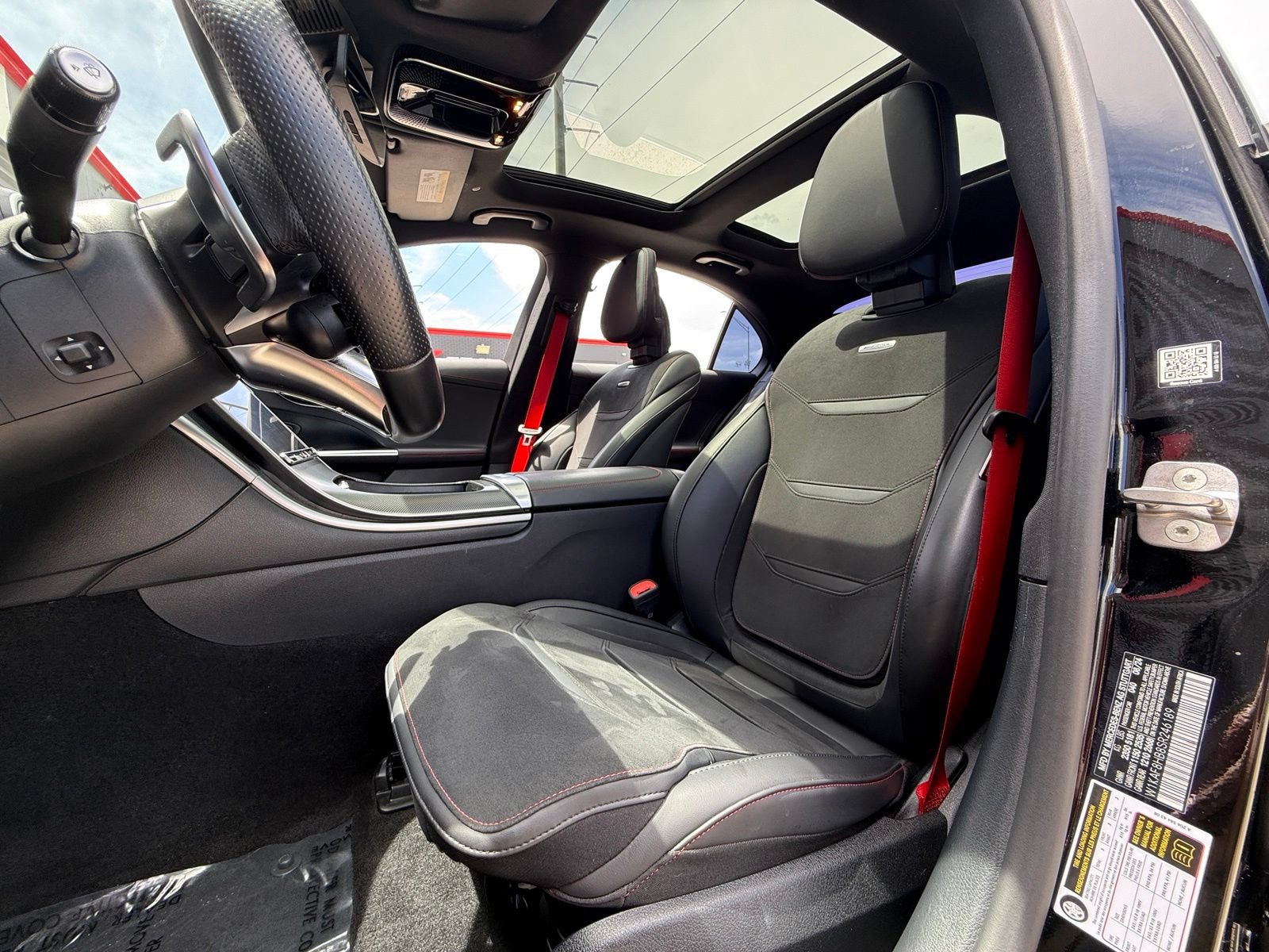 Used 2025 Mercedes-Benz C 43 AMG 4MATIC Sedan image 19