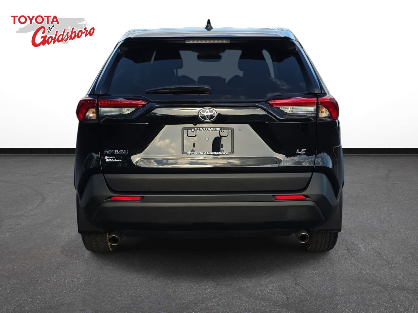 Used 2025 Toyota RAV4 LE image 6