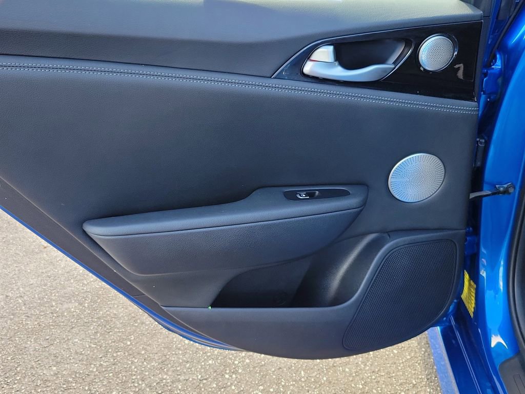 Used 2020 Kia Stinger GT-Line w/ Sun & Sound Package image 11