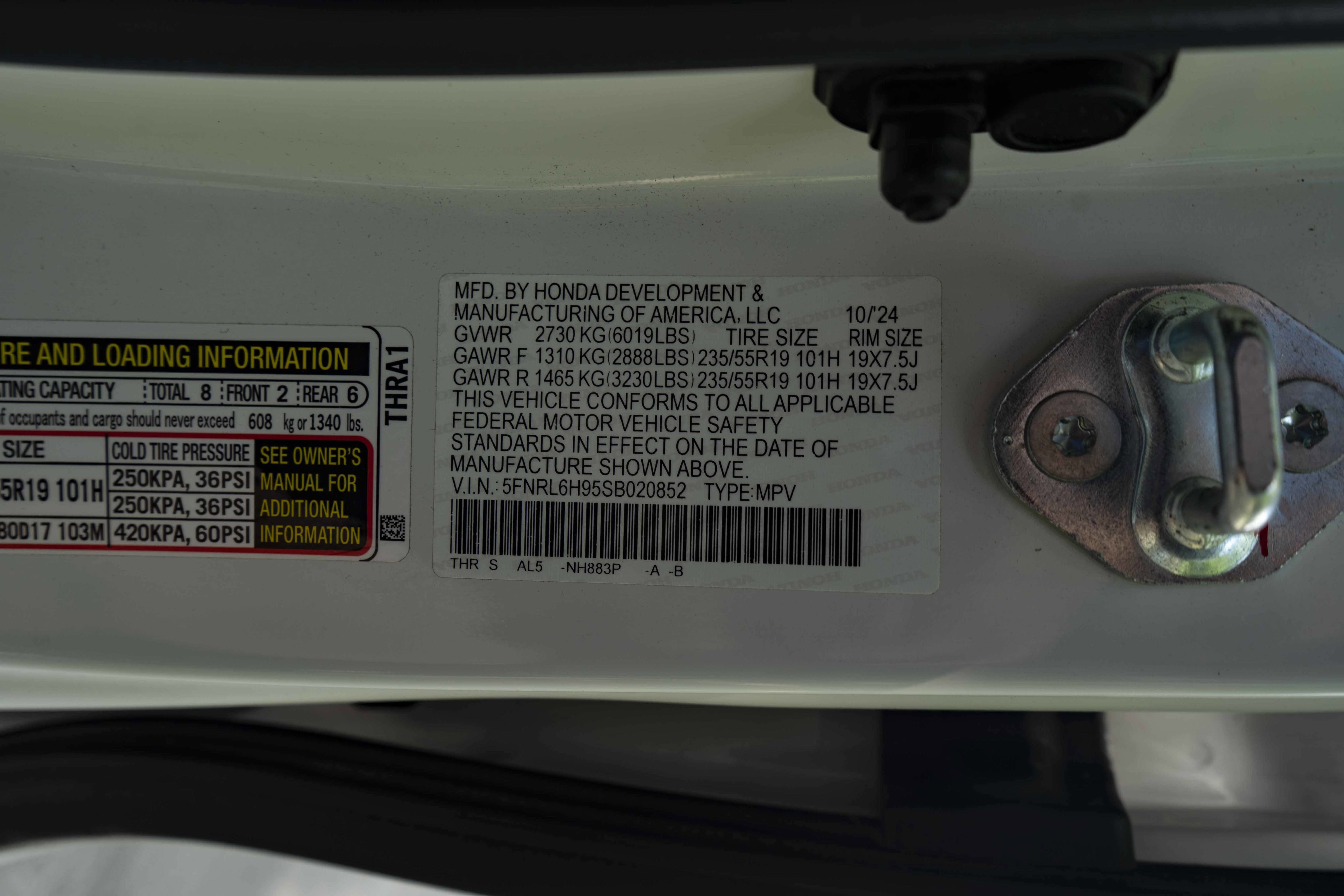 Used 2025 Honda Odyssey Elite image 49