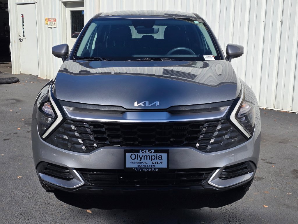 Used 2023 Kia Sportage LX AWD/4WD image 2