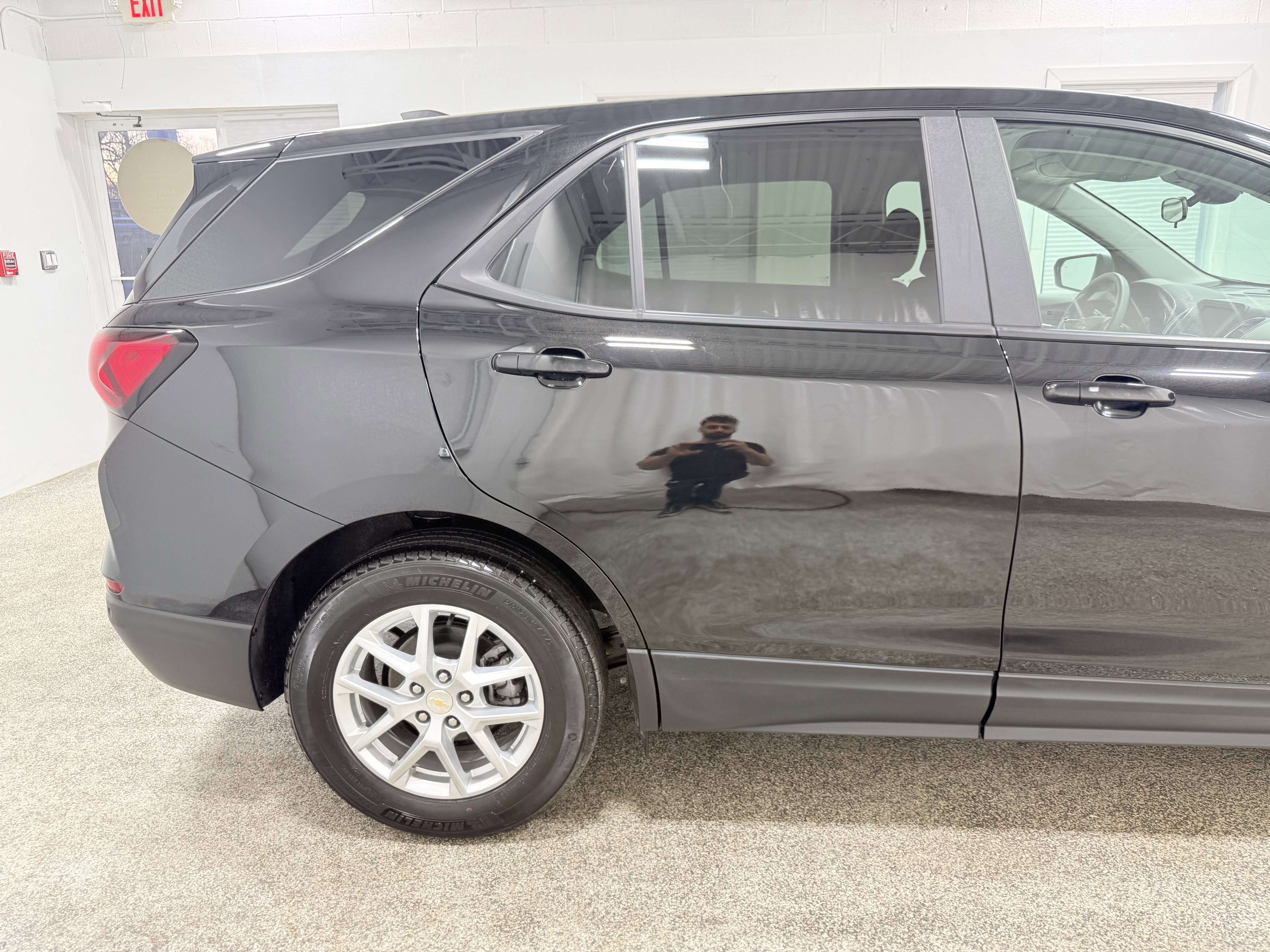 Certified 2024 Chevrolet Equinox LS w/ LS Convenience Package image 9