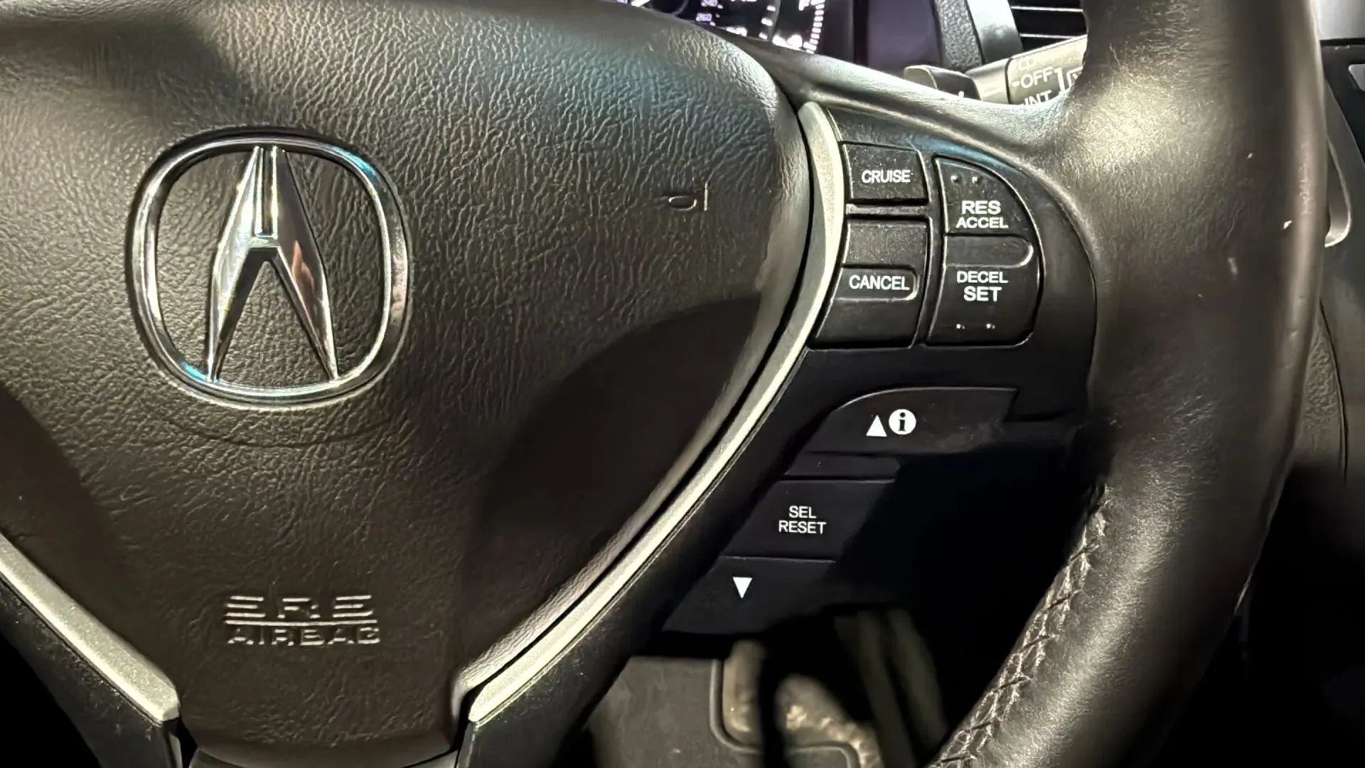 Used 2017 Acura RDX AWD image 11