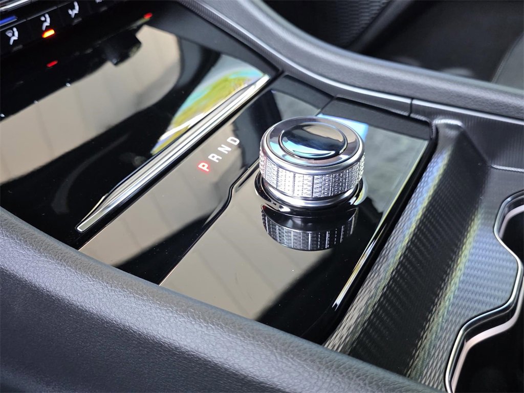 New 2025 Jeep Grand Cherokee L Altitude image 24