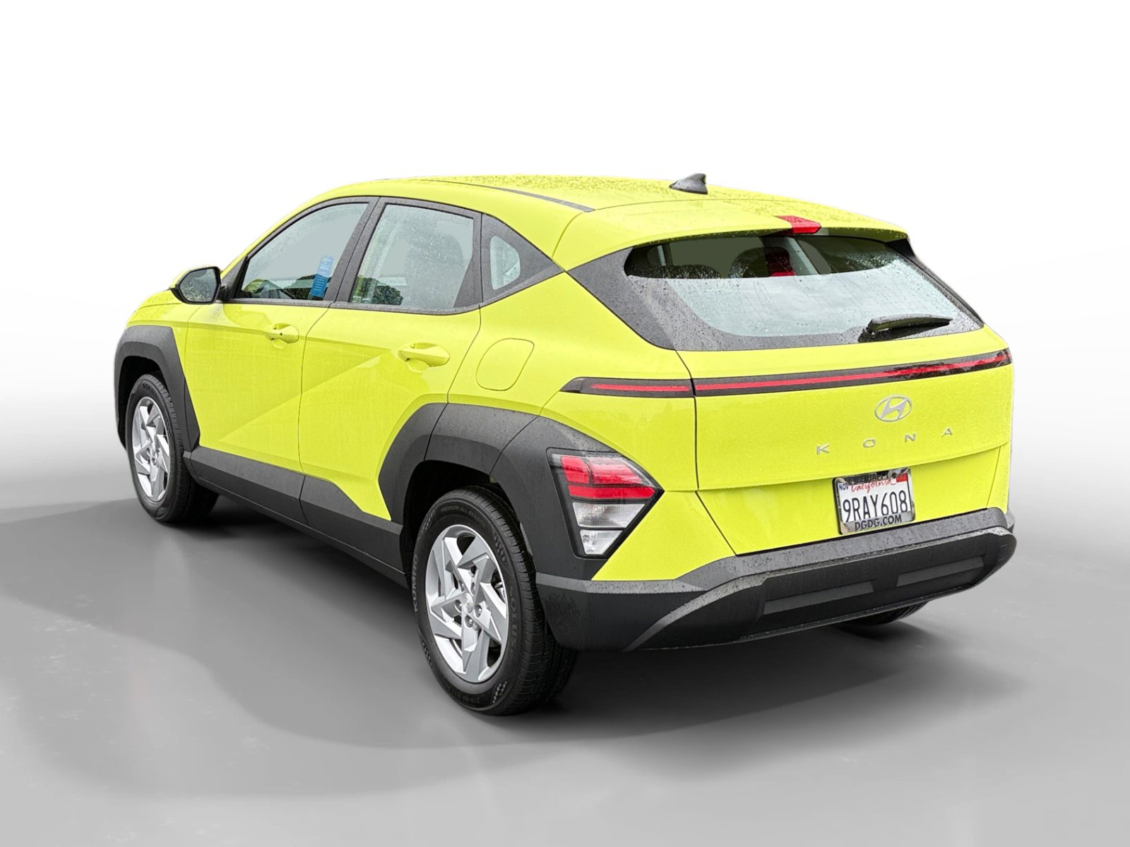 Certified 2025 Hyundai Kona SE image 3