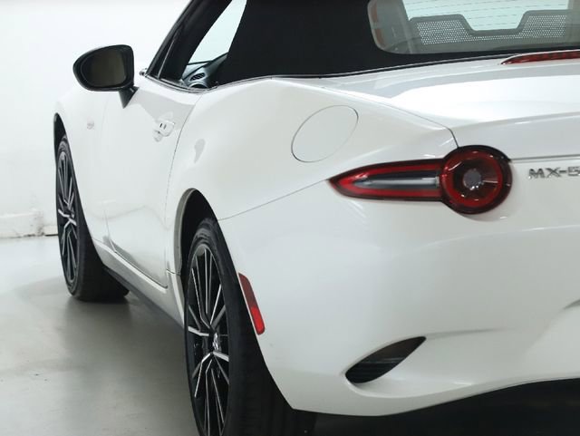 Certified 2024 MAZDA MX-5 Miata Grand Touring image 16