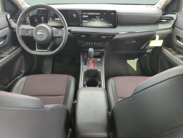 Certified 2025 Nissan Kicks SR image 23