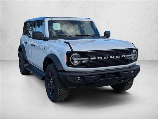 New 2025 Ford Bronco Outer Banks w/ Black Appearance Package image 6