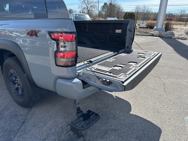 Certified 2025 Nissan Frontier PRO-4X w/ Interior Protection Package image 10