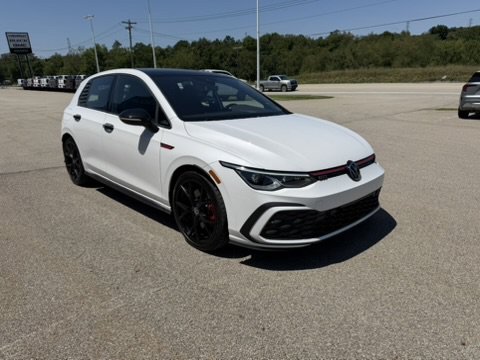 Used 2024 Volkswagen GTI SE FWD image 8
