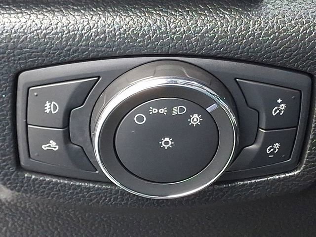 Used 2019 Ford F150 Lariat w/ Max Trailer Tow Package image 25