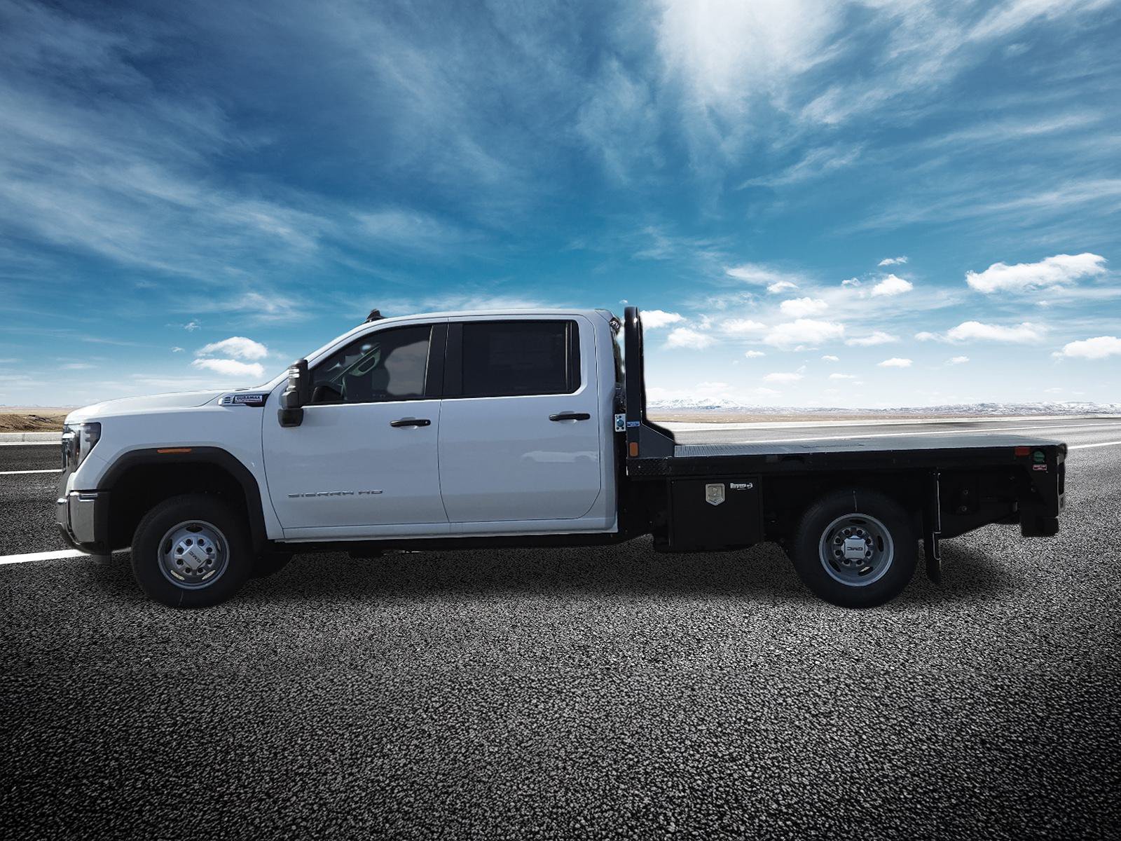 New 2026 GMC Sierra 3500 Pro w/ Convenience Package AWD/4WD image 17
