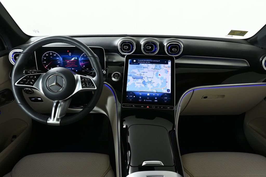 Certified 2025 Mercedes-Benz GLC 300 4MATIC image 17