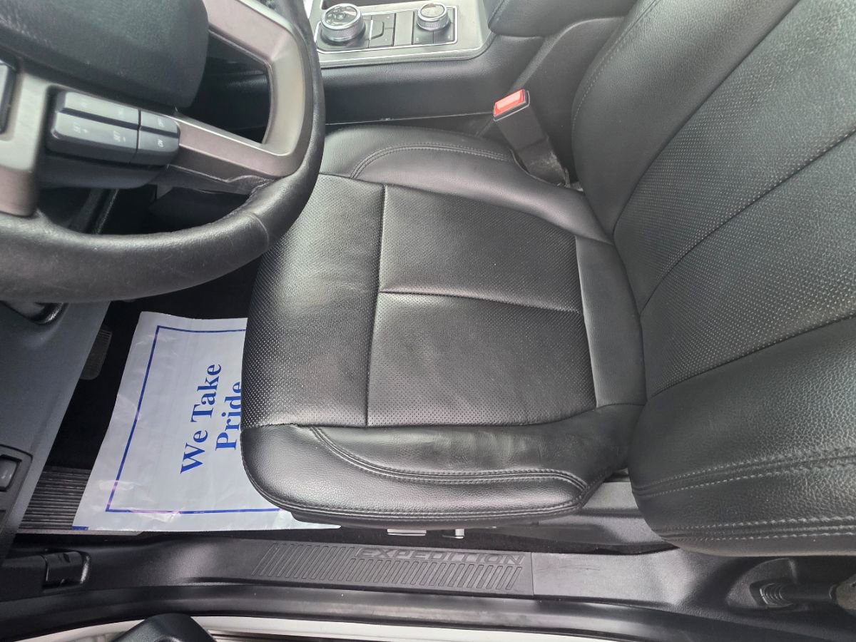 Used 2019 Ford Expedition XLT w/ Equipment Group 202A image 35