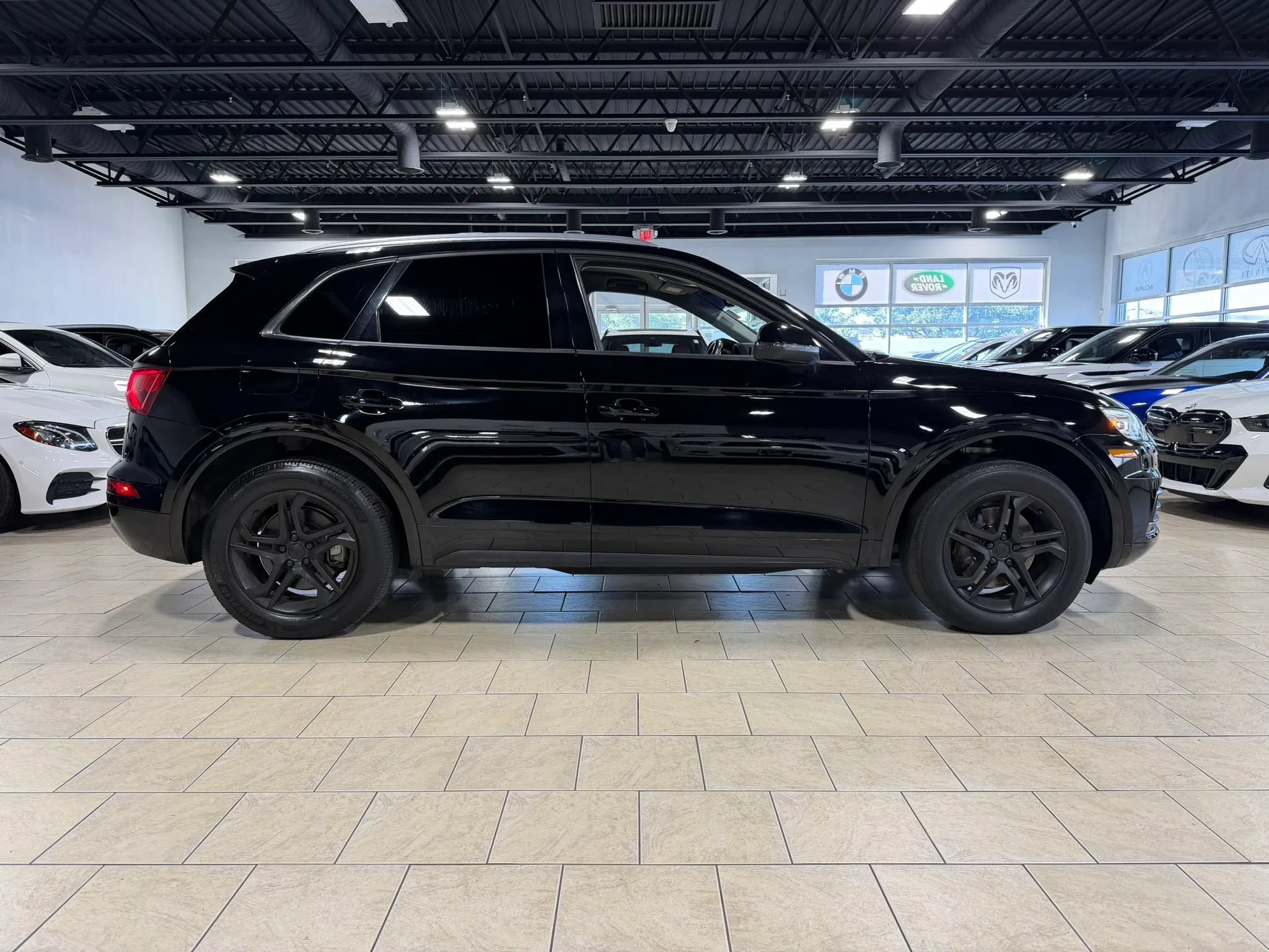 Used 2018 Audi Q5 2.0T Premium AWD/4WD image 21