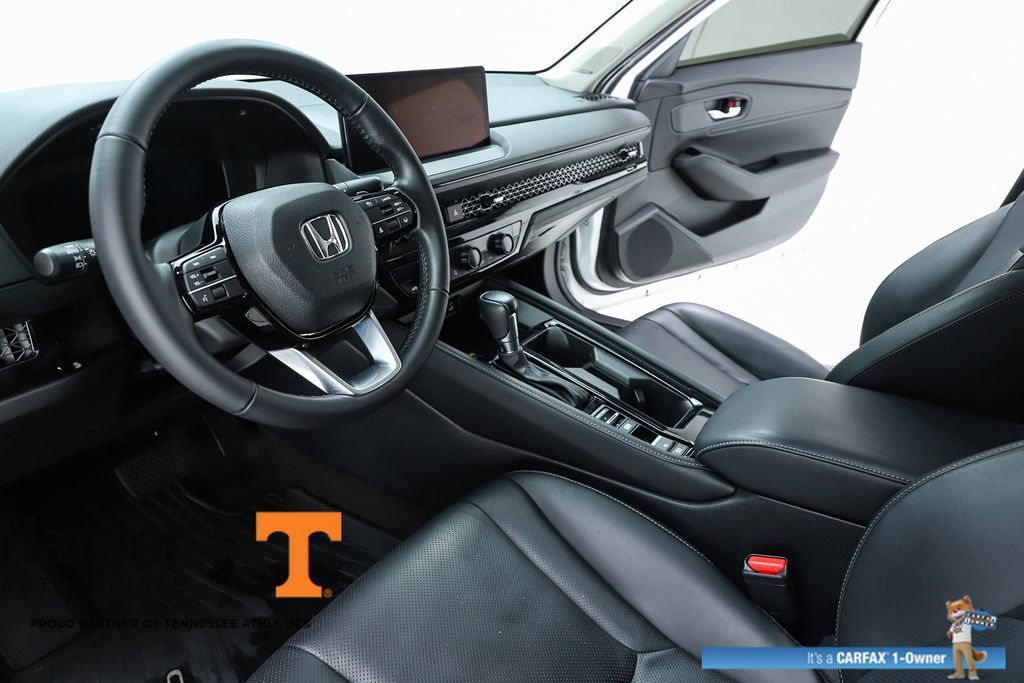 Used 2023 Honda Accord Touring image 19