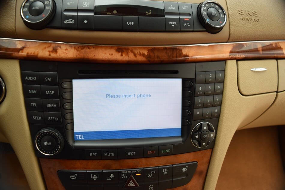 Used 2008 Mercedes-Benz E 350 4MATIC Sedan image 62