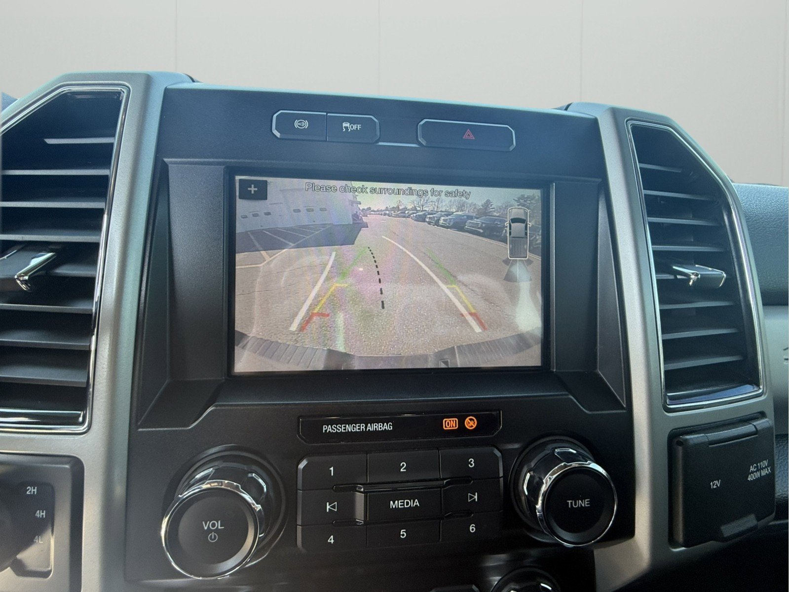 Used 2019 Ford F250 Lariat w/ Lariat Value Package image 14