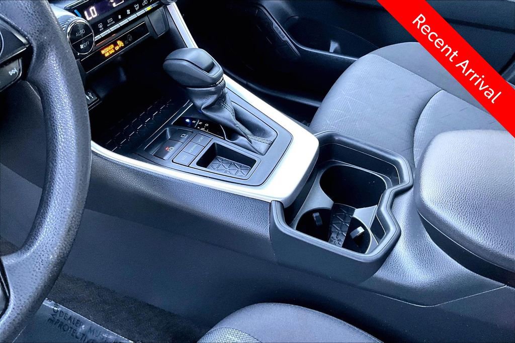 Used 2019 Toyota RAV4 XLE w/ All Weather Liner Package FWD image 18