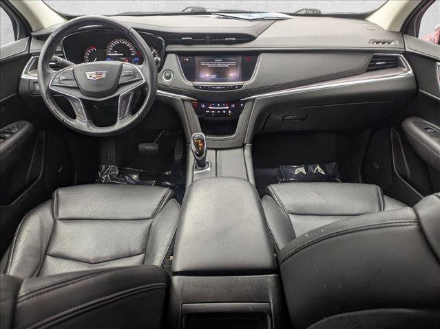 Used 2018 Cadillac XT5 Luxury w/ Driver Awareness Package image 20