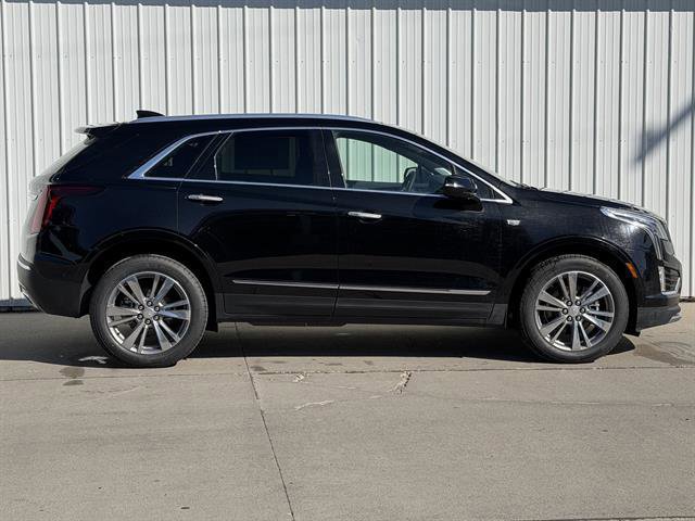 New 2026 Cadillac XT5 Premium Luxury w/ Driver Assist Package AWD/4WD image 3